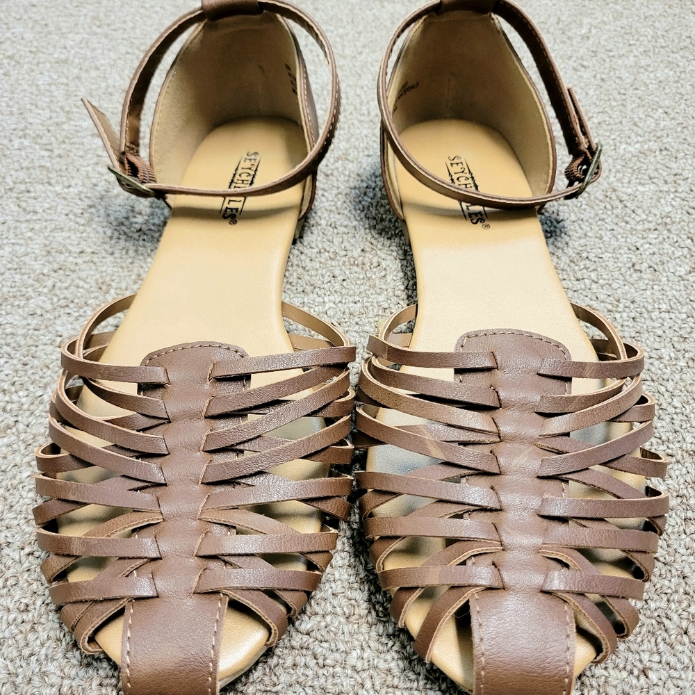 NWOT Seychelles Woven Leather Ankle Strap Sandals Size 8.